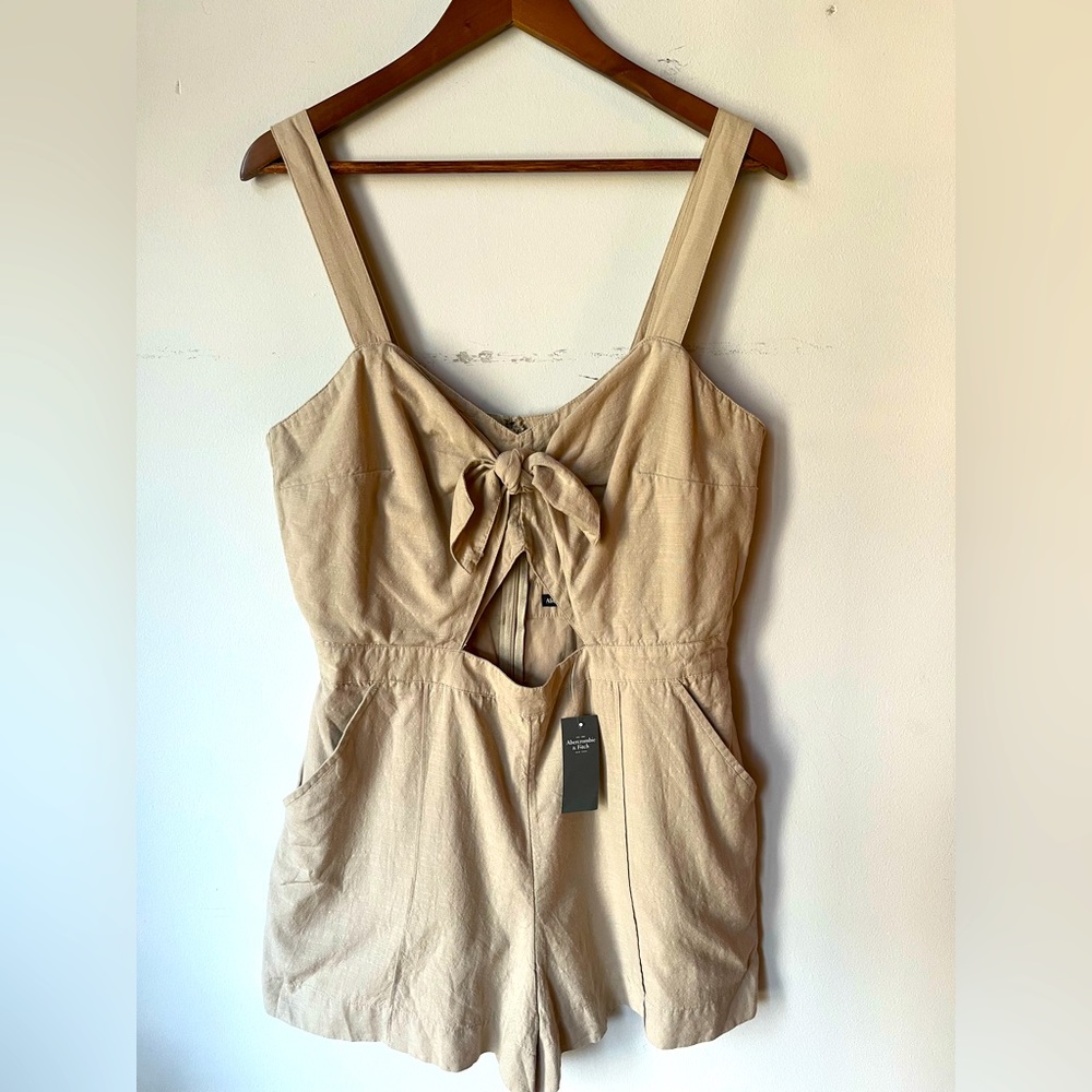 NWT Abercrombie Tan Colored Romper, 100% Cotton, SZ14 *Fits More Like A 12*